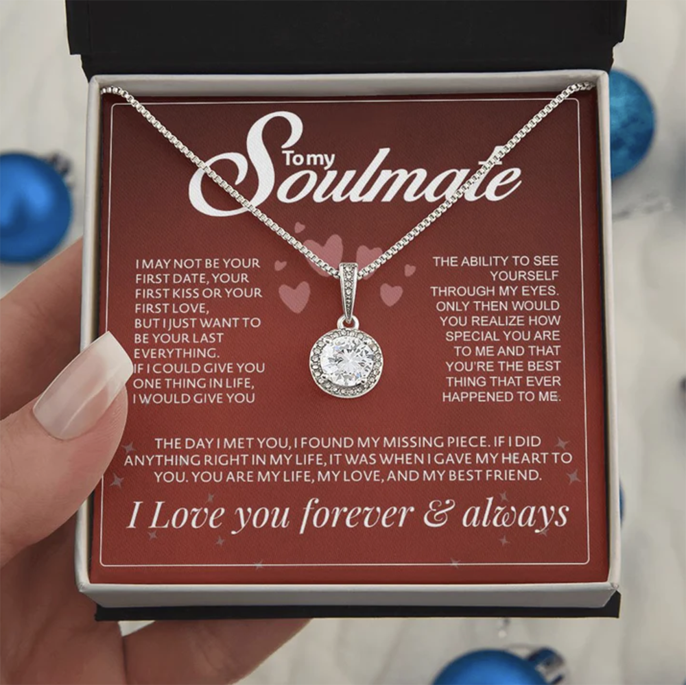 Best Friend Pendant - Share the Symbol of Unbreakable Bonds